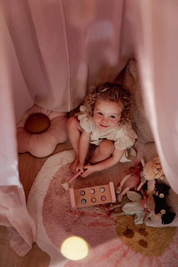 Rožinė pagalvė "Gėlė" Rožinė pagalvė "Gėlė"